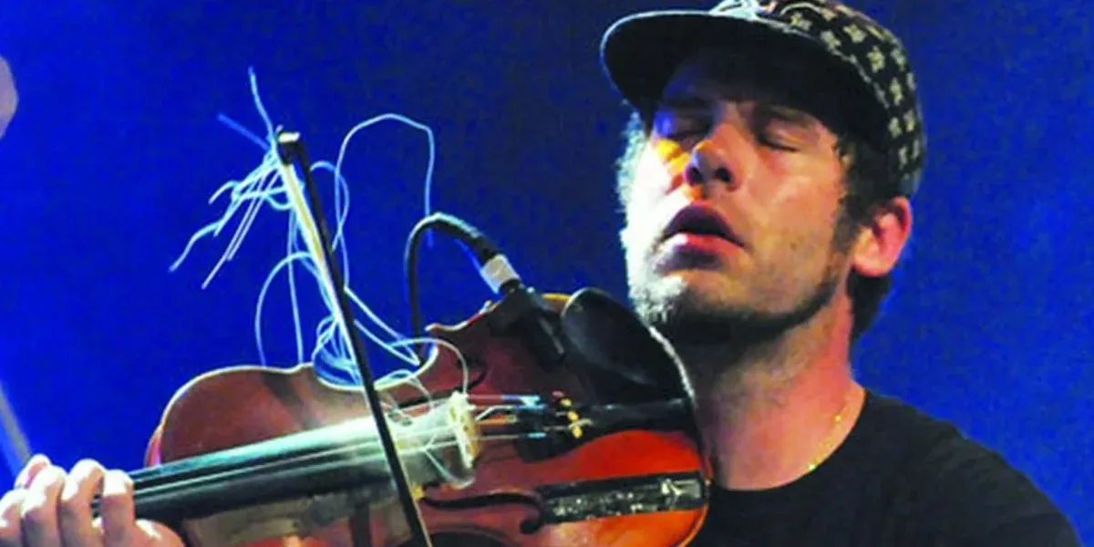 Google-AI-Error-Cancels-Ashley-MacIsaac-Concert-After-False-Sex-Offender-Claim