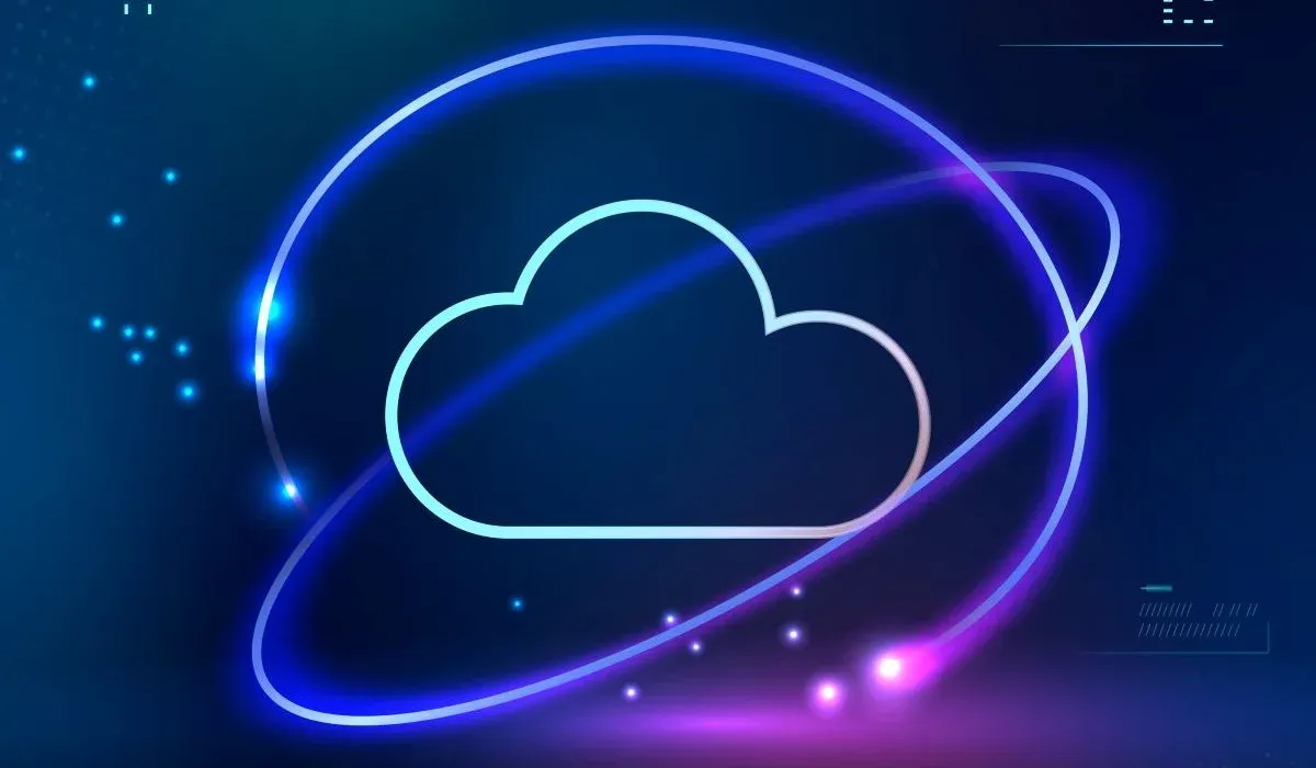 How Hybrid Cloud-Edge AI Architecture Powers Scalable Vision Systems?